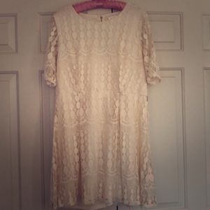 Vintage style creamy lace dress